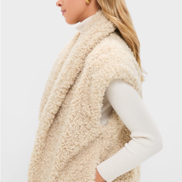 NWT Hyacinth House Oversized Aspen Sherpa Vest XS - Picture 2 of 7